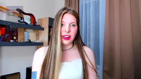 Snapshot of missyourann chatting on 04.18.26 Anya online show from 04.18.26