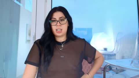 missyscarlet online show from 04.22.26