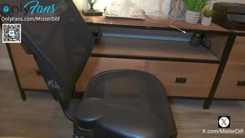 MISTER DILF  online show from 02.08.25