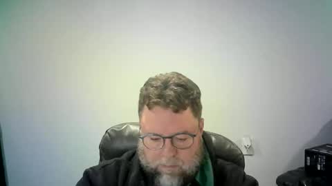 Mr. Happy online show from 11.22.25