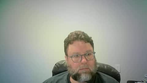 Snapshot of mister_happy567 chatting on 12.17.25 Mr. Happy online show from 12.17.25