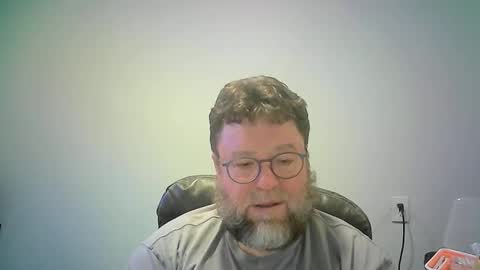 Snapshot of mister_happy567 chatting on 12.23.25 Mr. Happy online show from 12.23.25