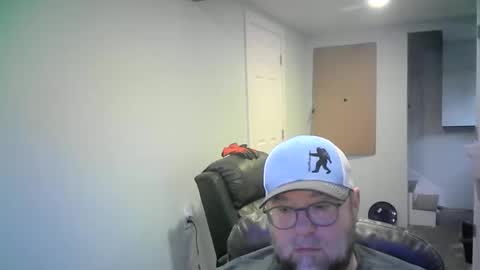 Snapshot of mister_happy567 chatting on 02.21.26 Mr. Happy online show from 02.21.26