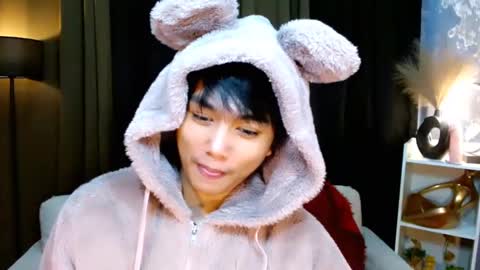 Snapshot of mister_officer chatting on 12.08.24 SAINT SACHI  will make your day  online show from 12.08.24