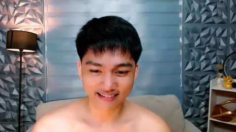 Snapshot of mister_officer chatting on 12.28.24 SAINT SACHI  will make your day  online show from 12.28.24