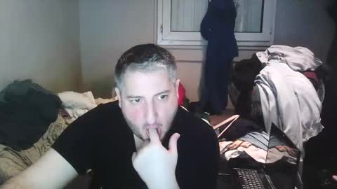 Snapshot of misterbelled chatting on 02.24.26 misterbelled online show from 02.24.26