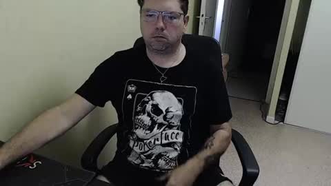 Snapshot of mistercoeur1 chatting on 12.03.24 mistercoeur online show from 12.03.24