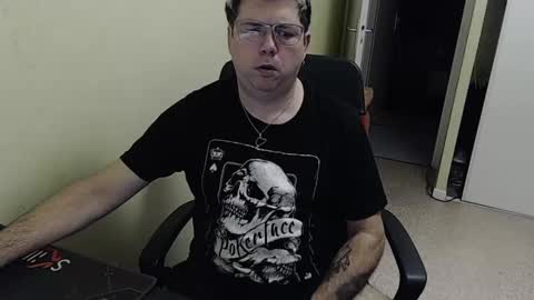 Snapshot of mistercoeur1 chatting on 12.04.24 mistercoeur online show from 12.04.24