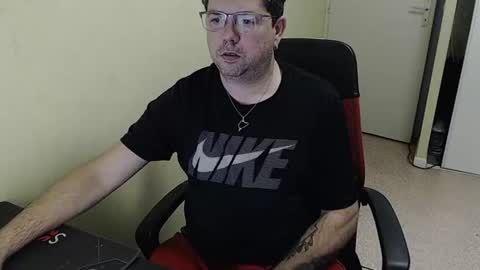 Snapshot of mistercoeur1 chatting on 12.14.24 mistercoeur online show from 12.14.24