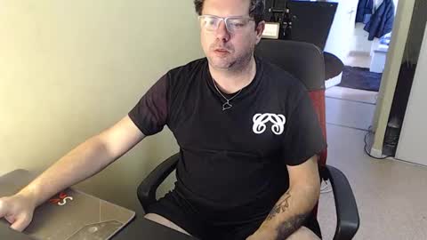 Snapshot of mistercoeur1 chatting on 12.29.24 mistercoeur online show from 12.29.24