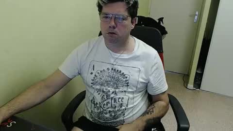 Snapshot of mistercoeur1 chatting on 01.08.25 mistercoeur online show from 01.08.25