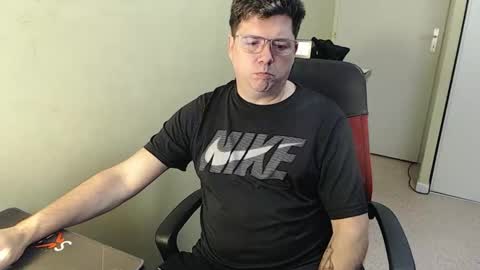 Snapshot of mistercoeur1 chatting on 02.01.25 mistercoeur online show from 02.01.25