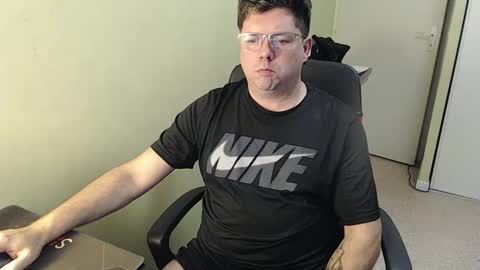 Snapshot of mistercoeur1 chatting on 02.01.25 mistercoeur online show from 02.01.25