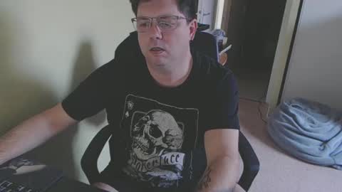 Snapshot of mistercoeur1 chatting on 02.13.25 mistercoeur online show from 02.13.25