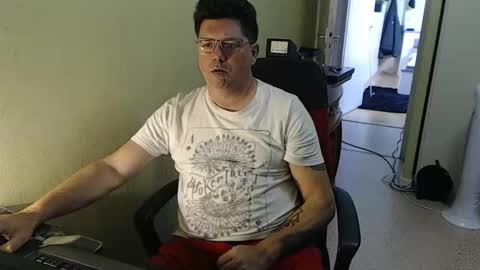 Snapshot of mistercoeur1 chatting on 09.27.25 mistercoeur online show from 09.27.25