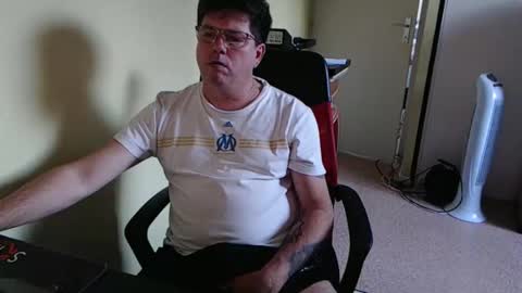 Snapshot of mistercoeur1 chatting on 10.13.25 mistercoeur online show from 10.13.25