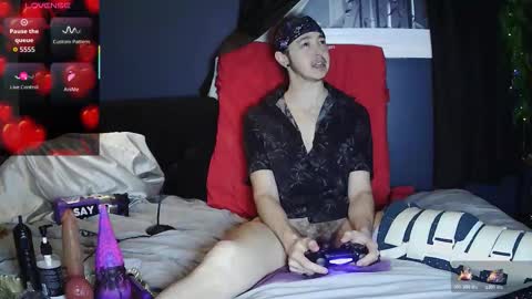 Snapshot of mistervexi chatting on 12.02.25 Mx. Vex online show from 12.02.25