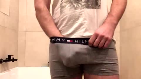 Snapshot of misterxy567 chatting on 12.16.25 misterxy567 online show from 12.16.25