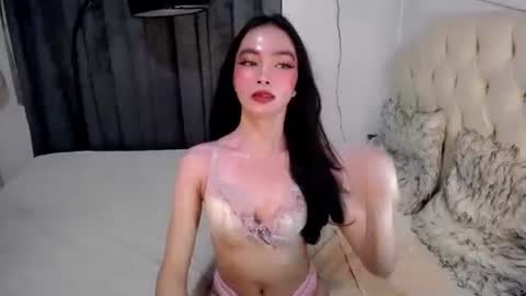 CRISHA  online show from 04.18.26