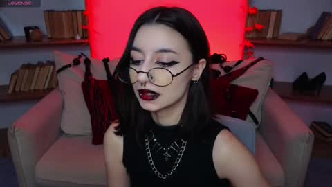 Marcelline online show from 10.12.25