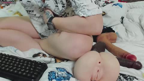 Snapshot of mistress_adel chatting on 01.10.25 mistress_adel online show from 01.10.25