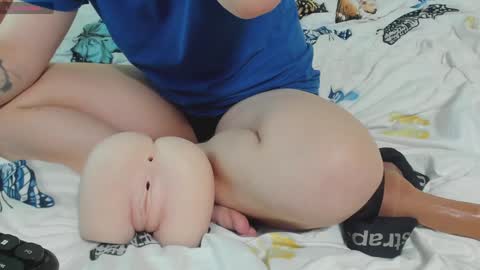 Snapshot of mistress_adel chatting on 01.13.25 mistress_adel online show from 01.13.25