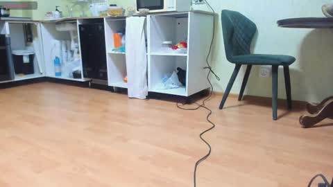 Snapshot of mistress_adel chatting on 02.17.25 mistress_adel online show from 02.17.25