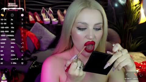 Snapshot of mistress_darsy chatting on 12.23.24 Darsy online show from 12.23.24