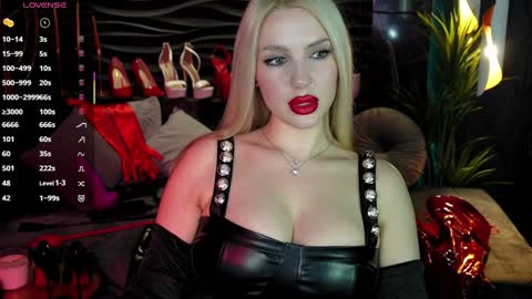 Snapshot of mistress_darsy chatting on 01.21.25 Darsy online show from 01.21.25