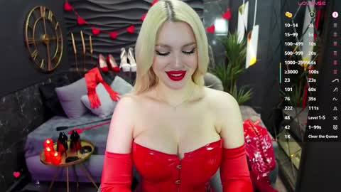 Snapshot of mistress_darsy chatting on 02.13.25 Darsy online show from 02.13.25