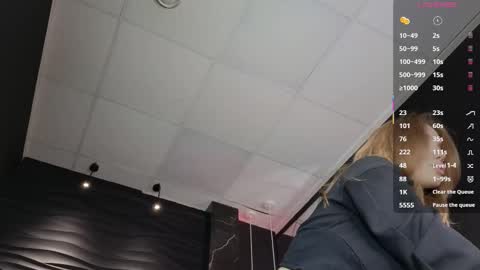 Snapshot of mistress_darsy chatting on 10.08.25 Darsy online show from 10.08.25