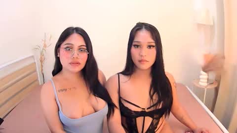 Snapshot of mistress_dyna chatting on 02.06.26 mistress_dyna online show from 02.06.26