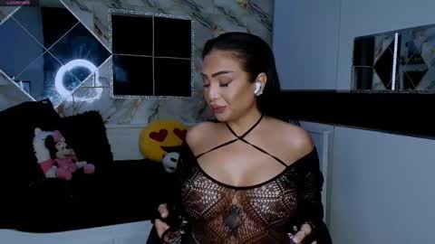 Snapshot of mistress_meryem chatting on 09.21.25 mistress_meryem online show from 09.21.25