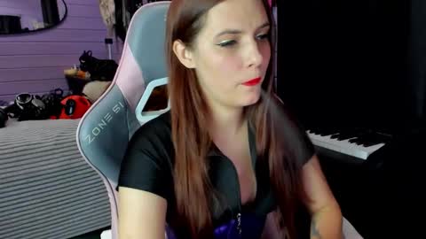 Dirty Priest and Ivi online show from 01.11.26