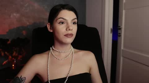 Miss Rochelle online show from 03.04.25