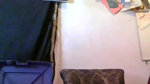 Snapshot of mistress_serah chatting on 10.18.25 SerahsecretGarden online show from 10.18.25