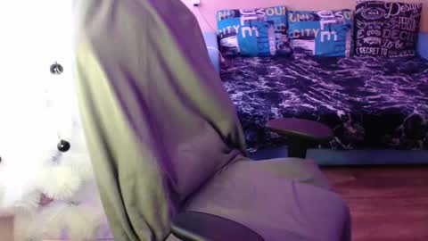 Miss Bailey online show from 12.27.24