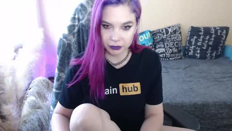 Miss Bailey online show from 04.26.26