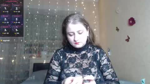 Snapshot of mistresscaro chatting on 11.16.25 mistresscaro online show from 11.16.25