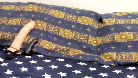 Snapshot of mistresshespera chatting on 01.17.25 mistresshespera online show from 01.17.25