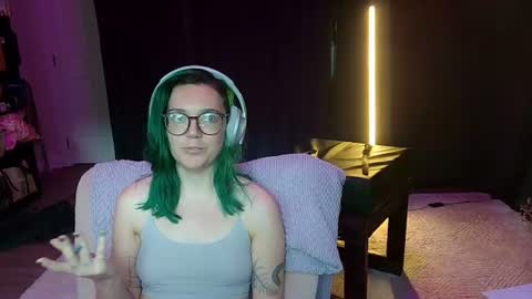 Snapshot of mistressjuniper chatting on 07.08.26 Mistress June online show from 07.08.26