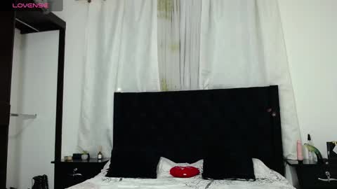 mistresskattia online show from 02.25.25