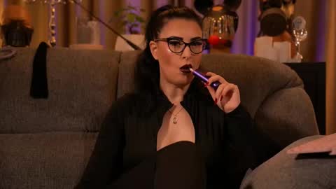 Mistress Kelly online show from 10.27.25