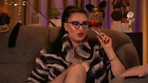 Mistress Kelly online show from 11.08.25