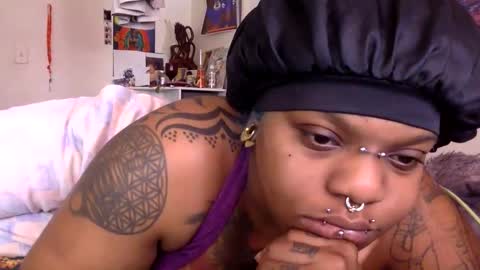 Snapshot of mistressmystii chatting on 02.26.25 Mistress Mystii online show from 02.26.25