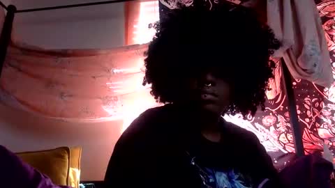 Snapshot of mistressmystii chatting on 03.11.25 Mistress Mystii online show from 03.11.25