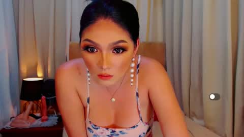 Snapshot of mistressseductionleah chatting on 12.08.24 Leah online show from 12.08.24