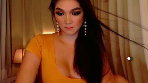 Snapshot of mistressseductionleah chatting on 04.09.26 Leah online show from 04.09.26