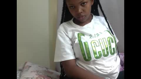 Snapshot of misty_shee chatting on 11.13.25 misty_shee online show from 11.13.25