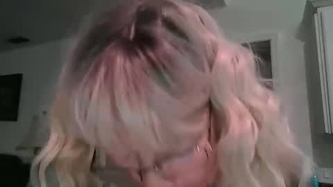 Snapshot of mistygoodslut chatting on 03.27.26 mistygoodslut online show from 03.27.26